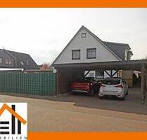 * Doppelhaushälfte * EBK * Duschbad * Gäste-WC * Terrasse * Carport * Garten mit Pool * u.v.m. - Geesthacht