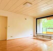Ansprechende 3-Zimmer-Wohnung mit großer Loggia und Tiefgaragenplatz in ruhiger Lage von St. Jürgen. - Lübeck