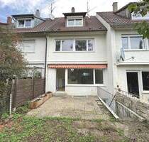 Gemütliches Reihenmittelhaus in familienfreundlicher Lage! - Stuttgart Stammheim