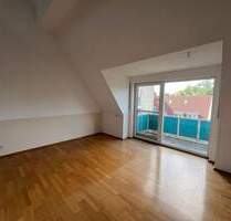 2,5-Zimmer-Galeriewohnung mit Balkon, Einbauküche und Tiefgaragenstellplatz. - Nürnberg Schniegling