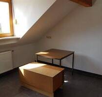 35 m² DG 2 Zimmer Wohnung ab 01.09. befristet bis 28.02.2026 - Putzbrunn