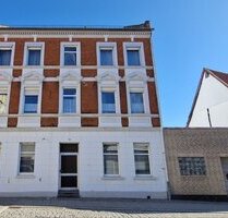 Sanierungsbedürftiges Mehrfamilienhaus mit Potential im Zentrum von Schöningen!