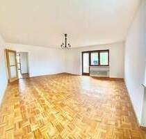 Sonnige 3-Zi.-ETW mit SüdOstbalkon und Rundumblick (Ost, Süd, West) im 2. OG. - Freilassing