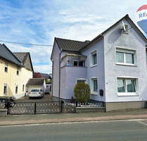 Einfamilienhaus mit Einbauküche, Garage und kleinem Garten in Beselich