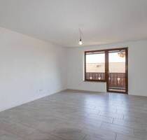 Frisch renovierte 3-Zimmer-Wohnung mit Bergblick und Dachterrasse! - Penzberg Wölfl