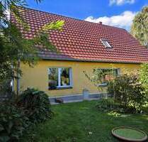 SCHÖNES EINFAMILIENHAUS AUF GROSSEM GRUNDSTÜCK - Nossendorf