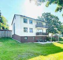 ***Zweifamilienhaus mit atemberaubendem Weitblick ins Grüne - Ländliche Idylle bei Münchberg*** - Münchberg / Solg