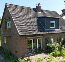 Teilvermietetes Einfamilienhaus mit Einliegerwohnung in schöner Lage von Hartenholm