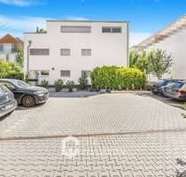 Attraktives Mehrfamilienhaus mit 4 Wohneinheiten in Frankfurt-Preungesheim - Frankfurt am Main