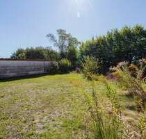 **Heike Borchers Immobilien**Seltene Gelegenheit**Grundstück für Doppelhaushälfte in ruhiger Lage** - Unterhaching