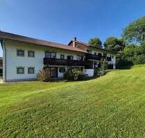 Renovierte 3- Zimmer-ETW mit Balkon u. KFZ- Stellplatz in ruhiger Lage nahe der Stadt Bad Kötzting