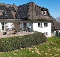 Großzügiges Familiendomizil in Waldrandlage in Bexbach - Bexbach / Höchen