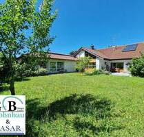 Großes Einfamilienhaus mit Schwimmhalle in Mengen