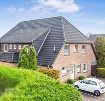 SCHMUCKSTÜCK! Charmante moderne 3-Zi.-Wohnung in ruhiger Lage in Weddingstedt.