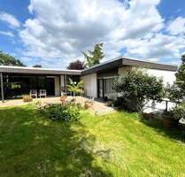 Großzügiger Bungalow mit Doppelgarage in ruhiger Straße! - Elsdorf