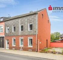 Broichweiden! Umfassend saniertes Einfamilienhaus mit gehobener Ausstattung und großem Grundstück - Würselen