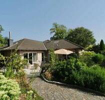 Ihr Rückzugsort im Grünen: moderner Bungalow mit großem Garten & Privatsphäre - Jüchen Neuenhoven