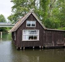 Bootshaus in exklusiver Lage zentral am Schweriner See - provisionsfrei für den Käufer - Wickendorf/Schweriner See
