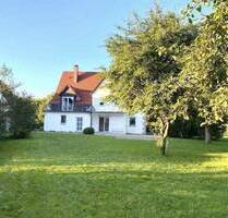 Schönes Mehrgenerationenhaus mit Hopfenbauern-Historie und großem abtrennbaren Grundstück - Schwarzenbruck/Altenthann