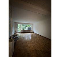 Reihenhaus zur Miete - 2.000,00 EUR Kaltmiete, ca.  123,00 m² Wohnfläche in Halstenbek (PLZ: 25469)