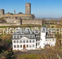 Exklusives Wohnen im historischen Herrenhaus mit idyllischem Parkblick - Münzenberg