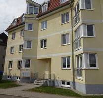 Ab 1.7.25! 2-Raum-Wohnung mit kleinem Balkon, EBK und opt. Carport-Stellplatz in ruhiger Wohnlage! - Zwickau Pölbitz