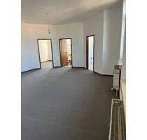 Zwei-Zimmer-Wohnung ohne Balkon in Schopfloch