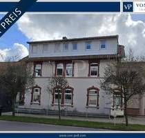 Vermietetes Gründerzeit-MFH im Ortskern mit großem Grundstück und Garagen - Börßum