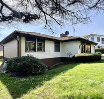 BAD SODEN: GROSSZUEGIGER BUNGALOW AUF GROSSEM EXKLUSIVEM GRUNDSTÜCK