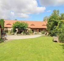 Wohnträume leben: Gehobenes Einfamilienhaus mit Garten, Spa-Bereich und Garage in Sömmerda-Frohndorf