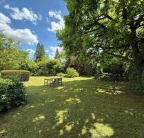 Freistehendes Mehrfamilienhaus ***Viel Potenzial für die Familie - Leonberg