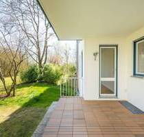AIGNER - Wunderschöne Gartenwohnung direkt am Denninger Anger - München Englschalking