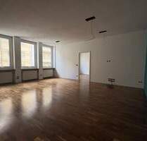 Provisionsfrei v. Eigentümer! Großzügiges Rückgebäude mit enormem Entwicklungspotenzial - Nürnberg Lichtenhof