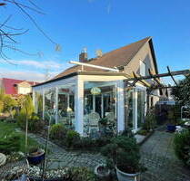 Freistehendes, gepflegtes Haus in Top-Lage mit Einliegerwohnung & Wintergarten - Herne Horsthausen