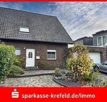 Zwangsversteigerung: Doppelhaushälfte mit Garage - Alpen