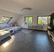 Weiträumige Obergeschosswohnung mit sonnigem Balkon - Aurich / Rahe