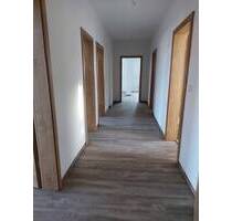 Großzügige 4-Zimmer-Wohnung im Zentrum von Eisenberg