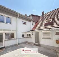 Renovierungsbedürftiges Einfamilienhaus mit Potenzial und idyllischem Innenhof in Mannheim-Neckarau