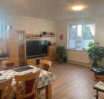 Eine geräumige zwei Zimmer Wohnung im EG mit Einbauküche und Carport! - Dissen