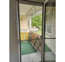 Ideal für Senioren oder Familie mit Kind !!! Gepflegte 3 Zi. ETW, Loggia, Garagenplatz in Wildberg