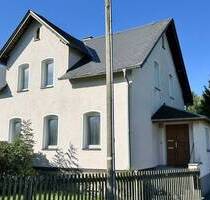 Gesucht und gefunden ! - 137.000,00 EUR Kaufpreis, ca.  107,00 m² Wohnfläche in Werda (PLZ: 08223)
