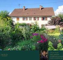 Liebevoll gestaltetes Haus mit Gartenparadies in Günzach