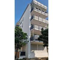 schickes Mehrfamilienhaus mit Aufzug, Balkonen sowie Stellplätzen - Dresden Pieschen-Nord/Trachenberge