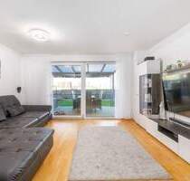 Neuwertige Doppelhaushälfte in moderner - KfW-40-Effizienzhaus mit Vollausstattung - Geiselhöring