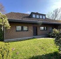 Neuss - freistehendes Einfamilienhaus mit Garten, direkt am Erftbogen! Provisionsfrei!