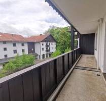 Großzügige 3-Zimmerwohnung mit 2 Bädern und terassenähnlichem Balkon.... - Deisenhofen