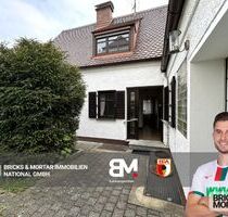 Charmantes Einfamilienhaus in ruhiger Lage mit Dachterrasse und großzügigem Raumangebot - Augsburg / Kriegshaber