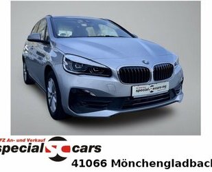 BMW 218 Active Tourer Automatik / PANO / LED / 1.Hd Gebrauchtwagen