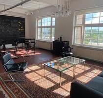 Permanent Desk | CoWorking Space Community | Loft Studio - Berlin Friedrichshain-Kreuzberg