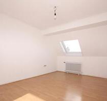Schöne 3-Zimmer-Dachgeschoss-Wohnung in Duissern! - Duisburg Duisburg-Mitte